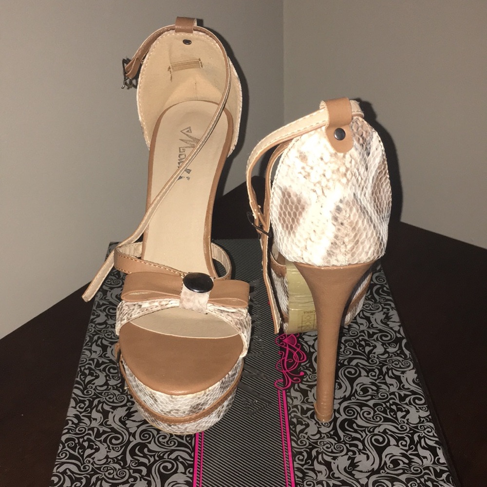 Snake print open toe sandals